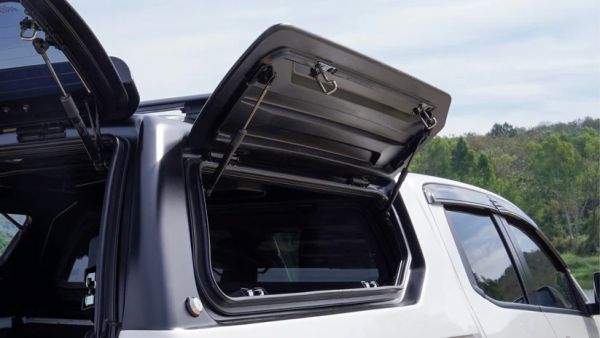 Maxliner Venture Kunststoff - Ausstellfenster